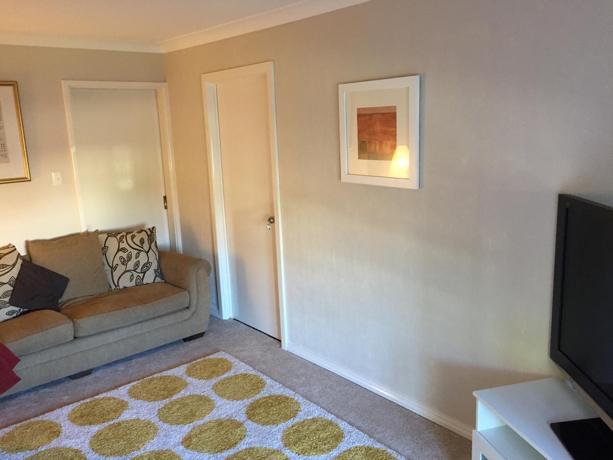 Murdoch Station Bed & Breakfast Перт Екстер'єр фото